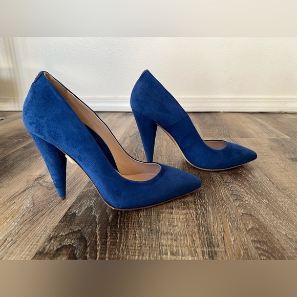 Mavette Royal Blue Pumps - Picture 7 of 11